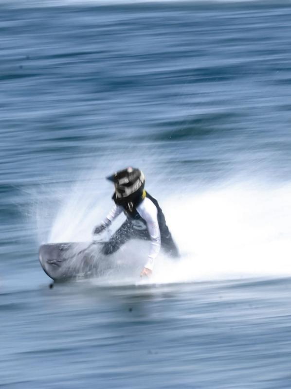 Moovi G2 Electric Surfboard | Lightweight Carbon Fiber Jetboard
