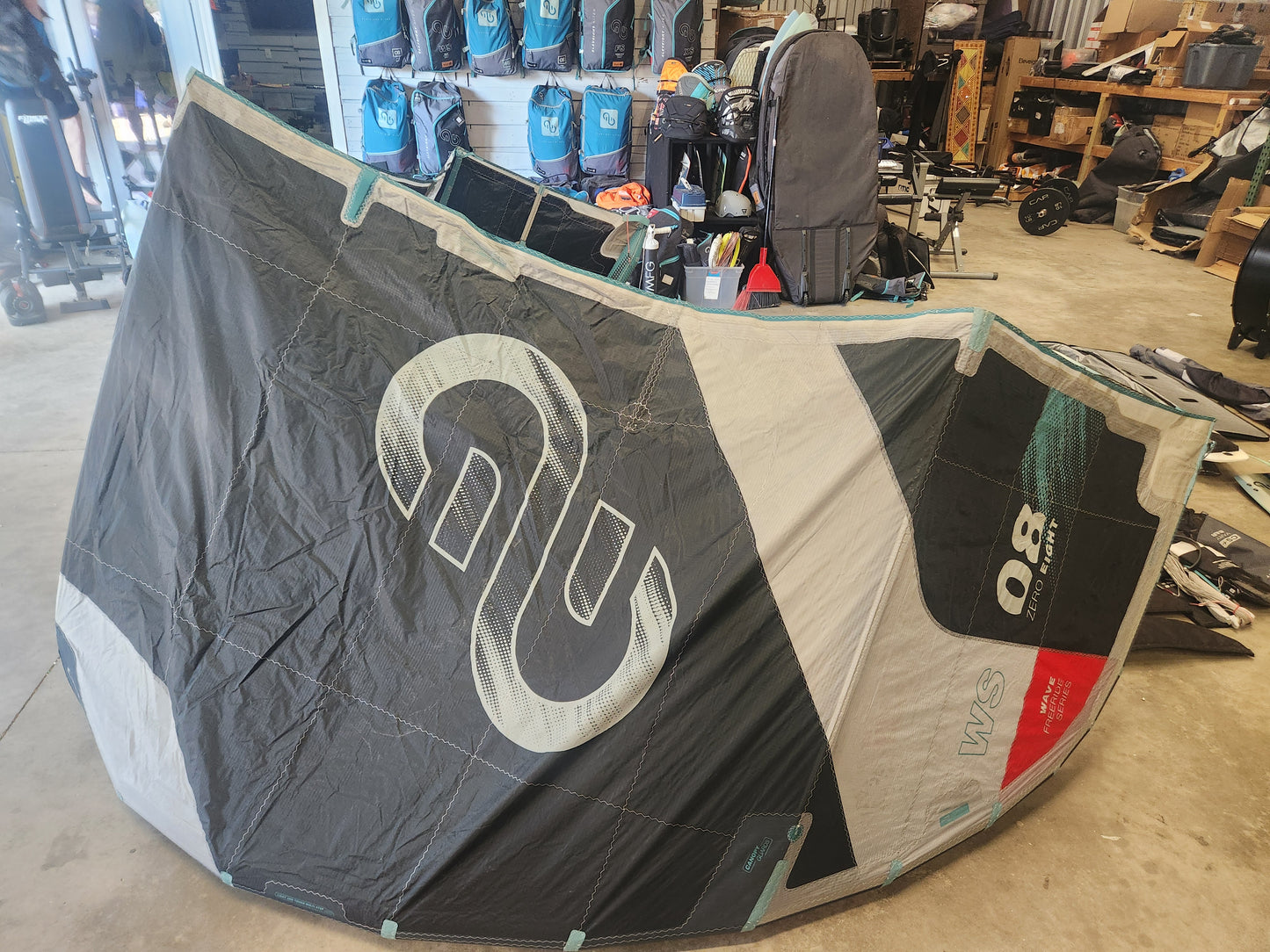 Used 2023 Eleveight WS V6 8m Kiteboarding Kite