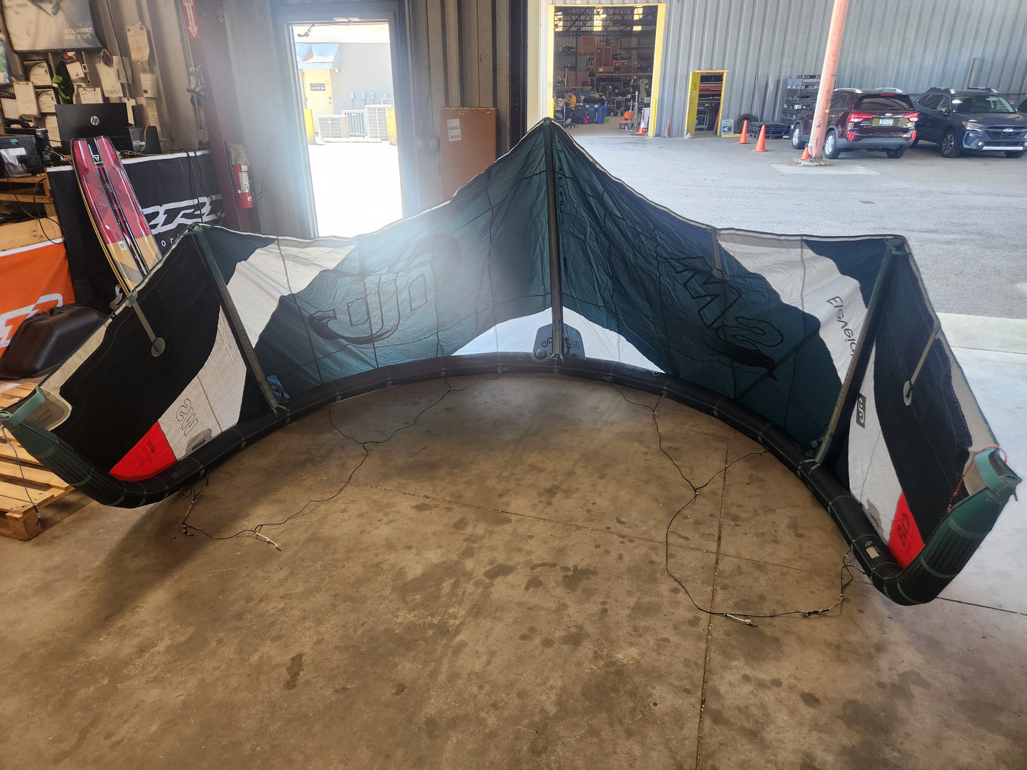 Used 2023 Eleveight WS V6 8m Kiteboarding Kite