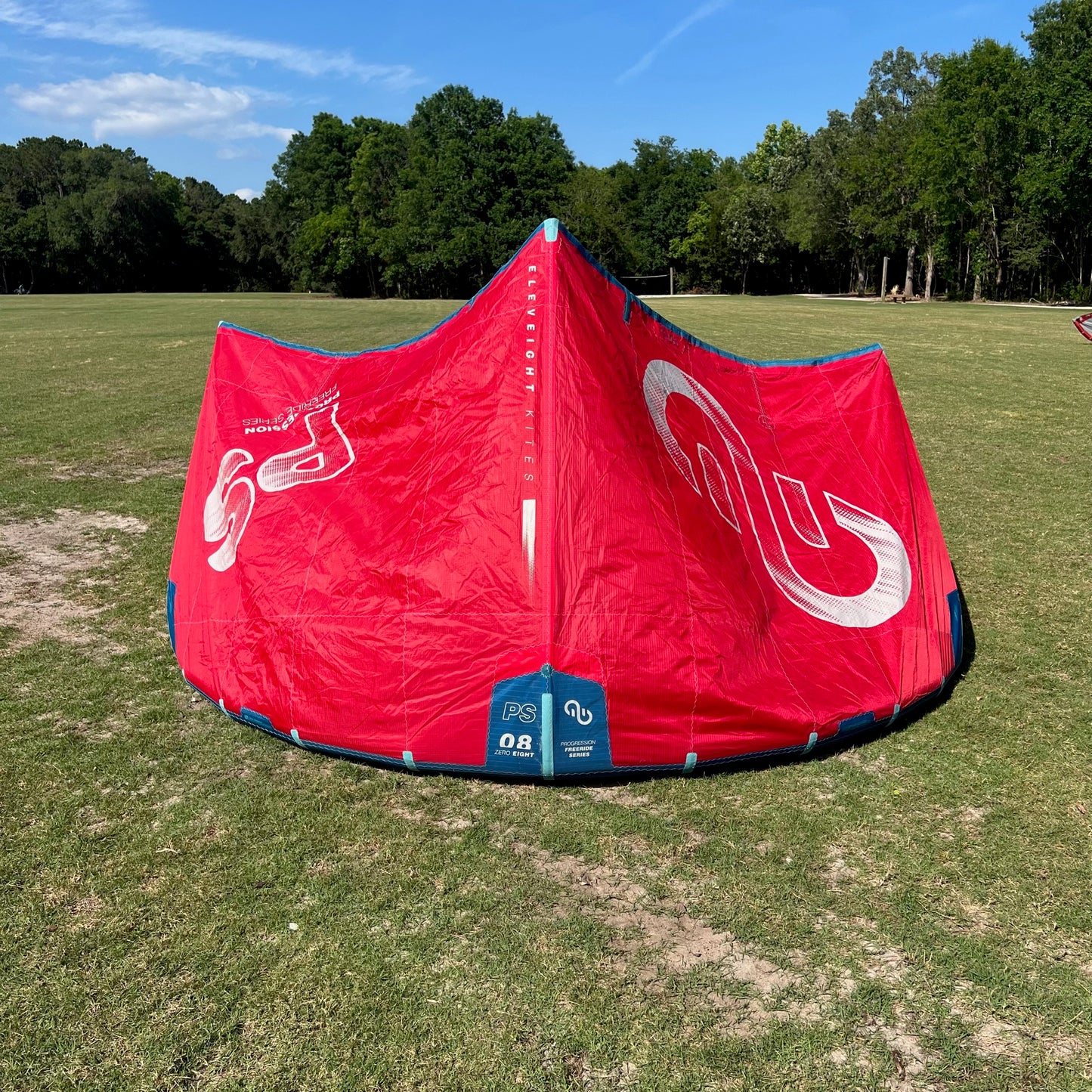 USED 2023 Eleveight PS V6 8m Kiteboarding Kite