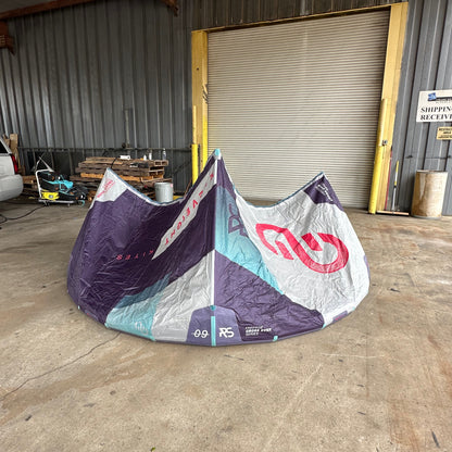 USED 2024 Eleveight RS V7 9m Kiteboarding Kite - Purple