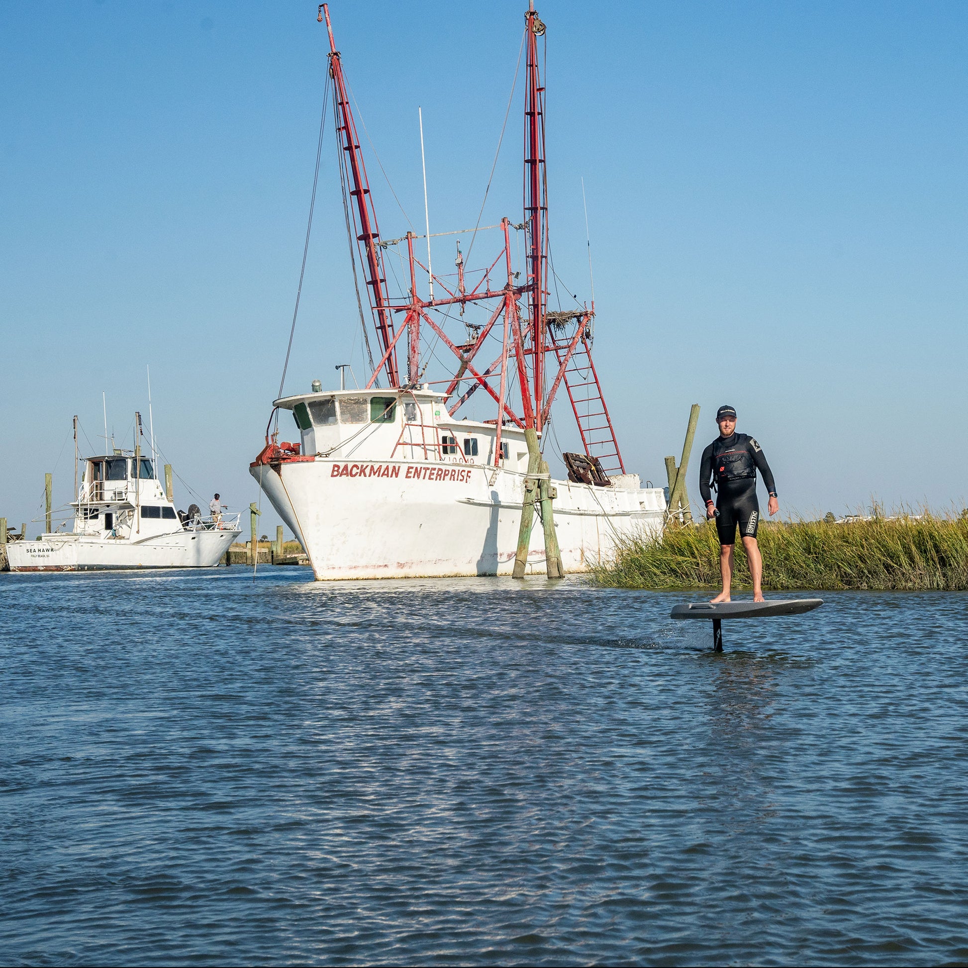 Efoil Rental - Charleston, SC - Session Sports solo session in the marsh